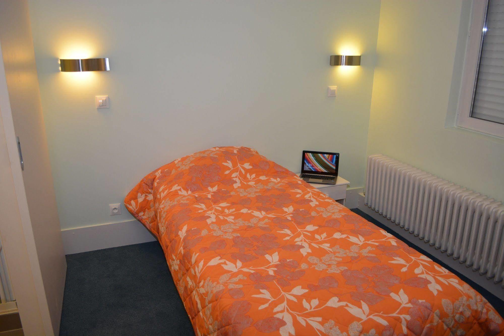 Le Lyon Hotel Bron